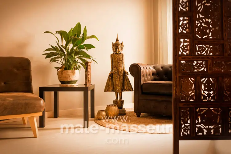 Private erotic massage Barcelona discretion