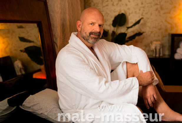Gay Tantric Massage in Barcelona in a private discreet studio