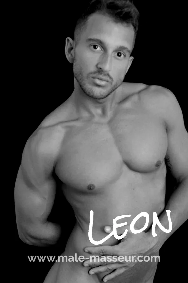 Ibiza Gay Masseur Leon for sensual bodywork